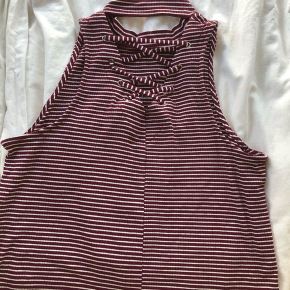 art class cropped tank top - Picture 2 of 3